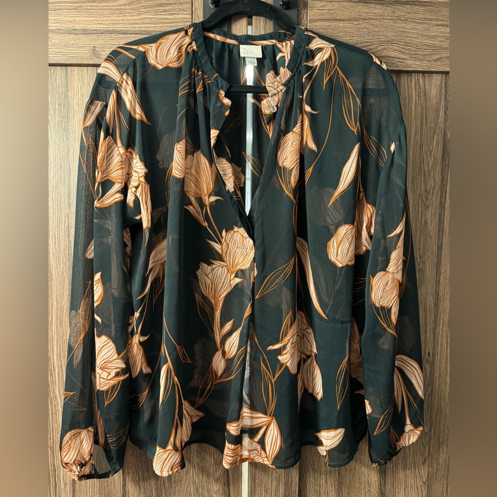 Sheer Floral 3/4 Sleeve Top